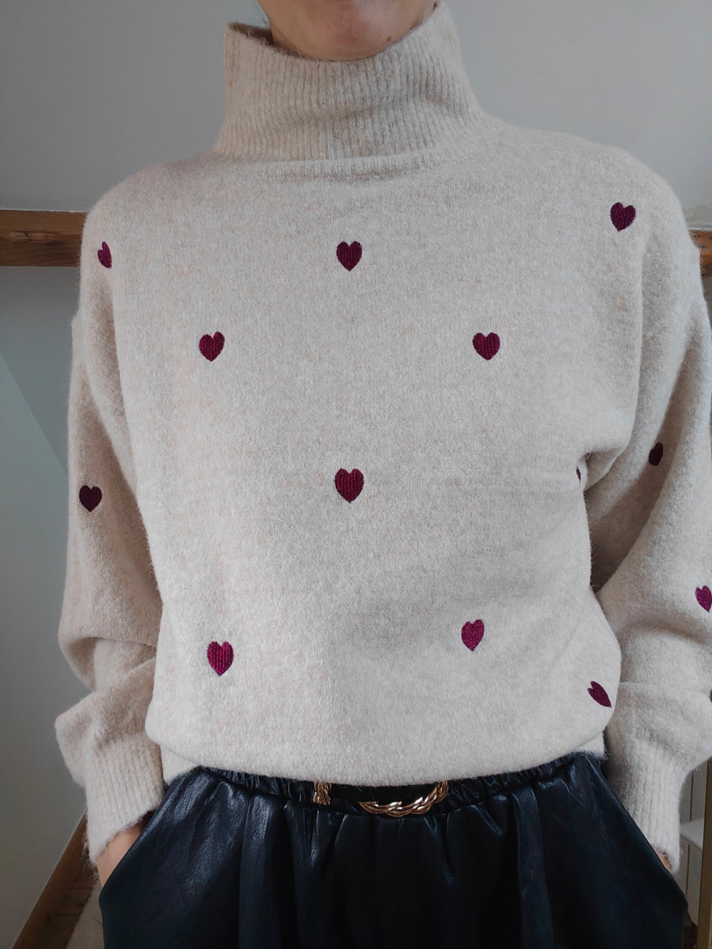 Pull coeur beige